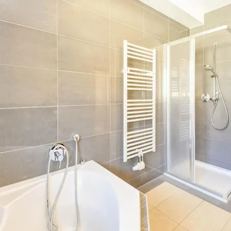 Luxury Holiday With Private Garden In Tyrol * Бриксен-им-Тале
